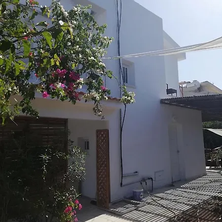 Fanari Casa de Férias Perivolia